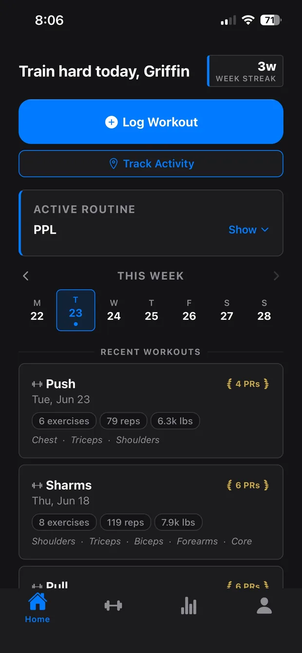 Aretē home dashboard showing workout streak, weekly calendar and recent workouts